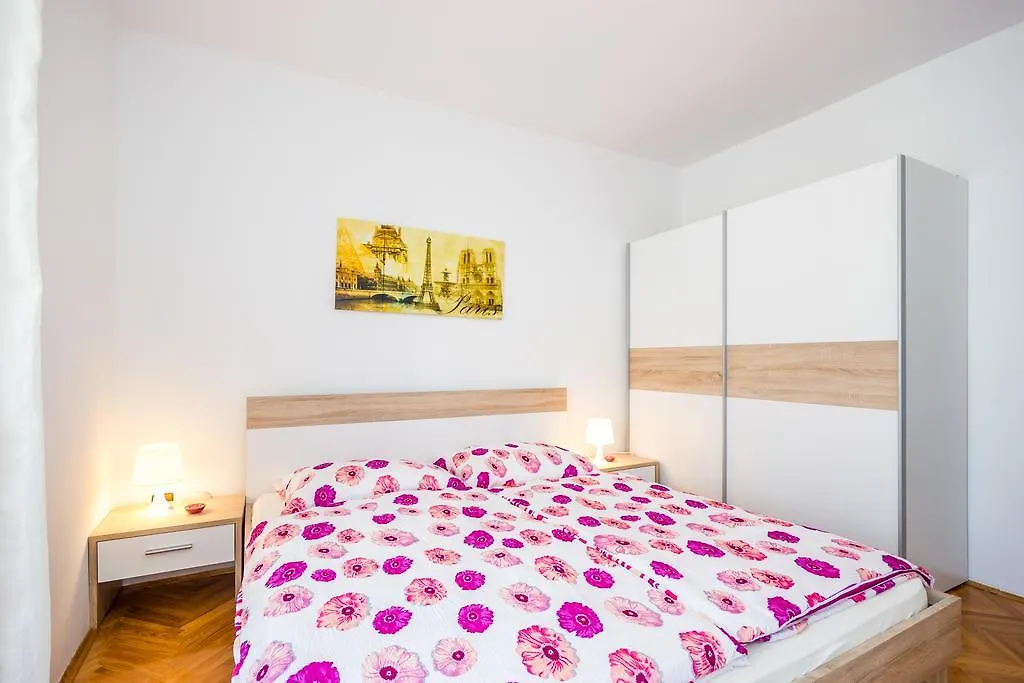 Apartment Near Opatija Kastav